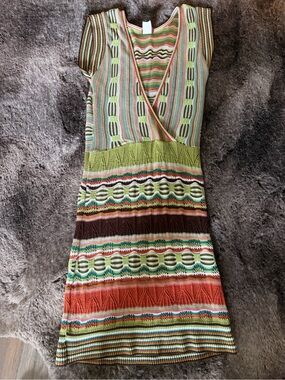 EUC Liv Knit dress. Small.
